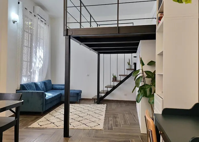 Stylish Duplex In The Heart Of Milan - Navigli Bocconi